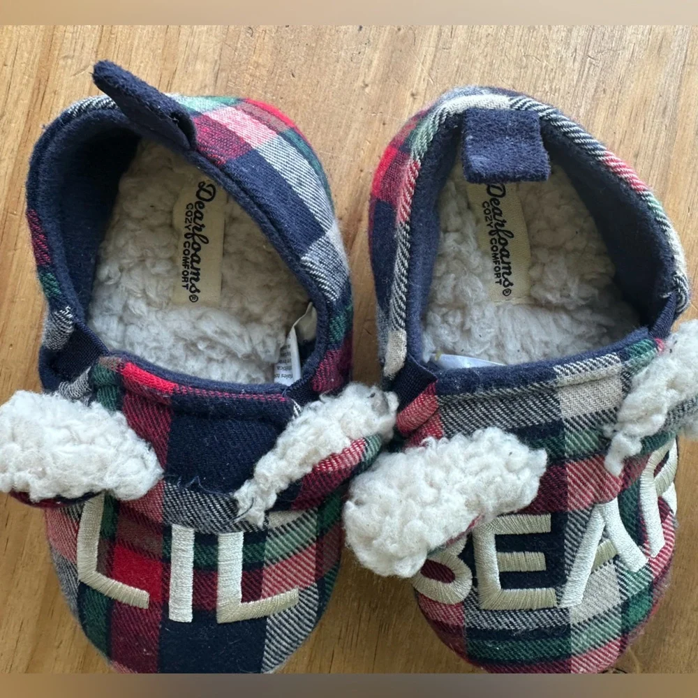 Dearfoams toddler lil bear slippers size 7-8
